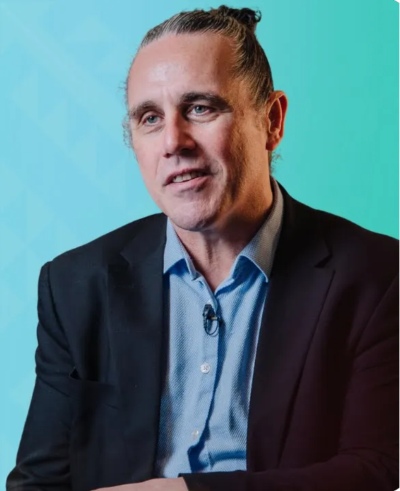 Dr Karaitiana Taiuru